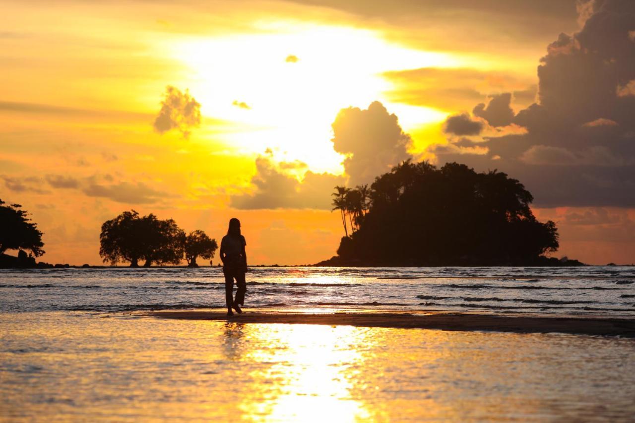 Naiyang Discovery Beach Resort Sha Nai Yang Beach 외부 사진