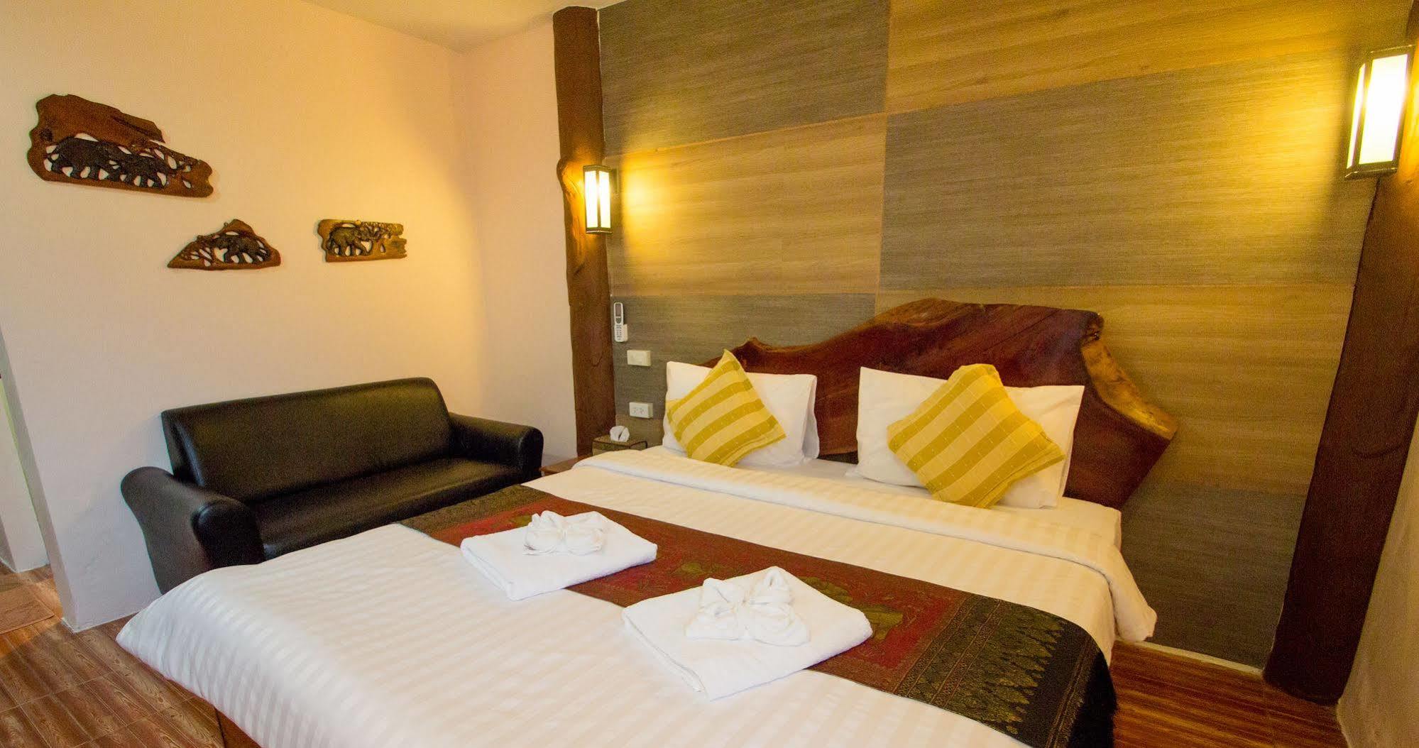Naiyang Discovery Beach Resort Sha Nai Yang Beach 외부 사진